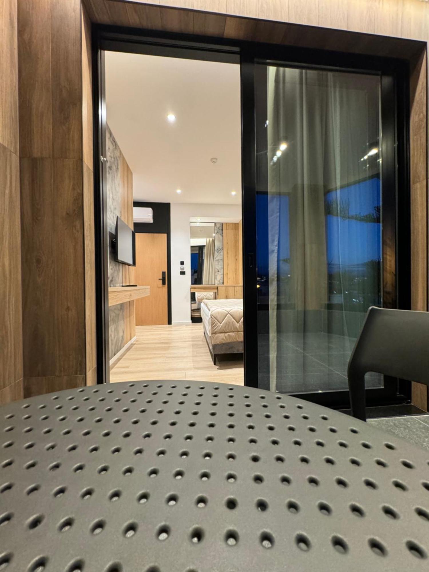 Hotel Joni كساميل المظهر الخارجي الصورة
